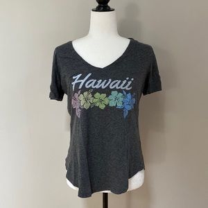 P.J. SALVAGE Women's Charcoal V-Neck Short Sleeve T-Shirt SZ S  Hawaii Graphic